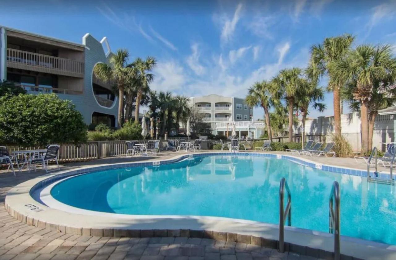 Hibiscus Oceanfront Resort St. Augustine Beach Extérieur photo